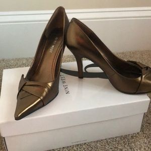 Nine West pumps
